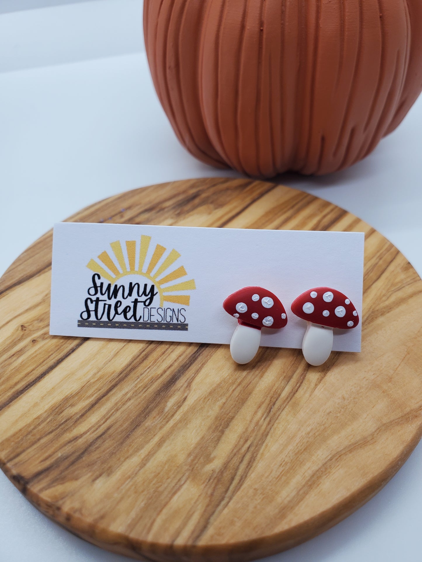 Mushroom Studs